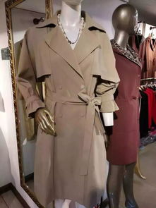 感恩母親節(jié),褲王精品服飾滿50元享9.5折,滿100元享9折,還不快來......